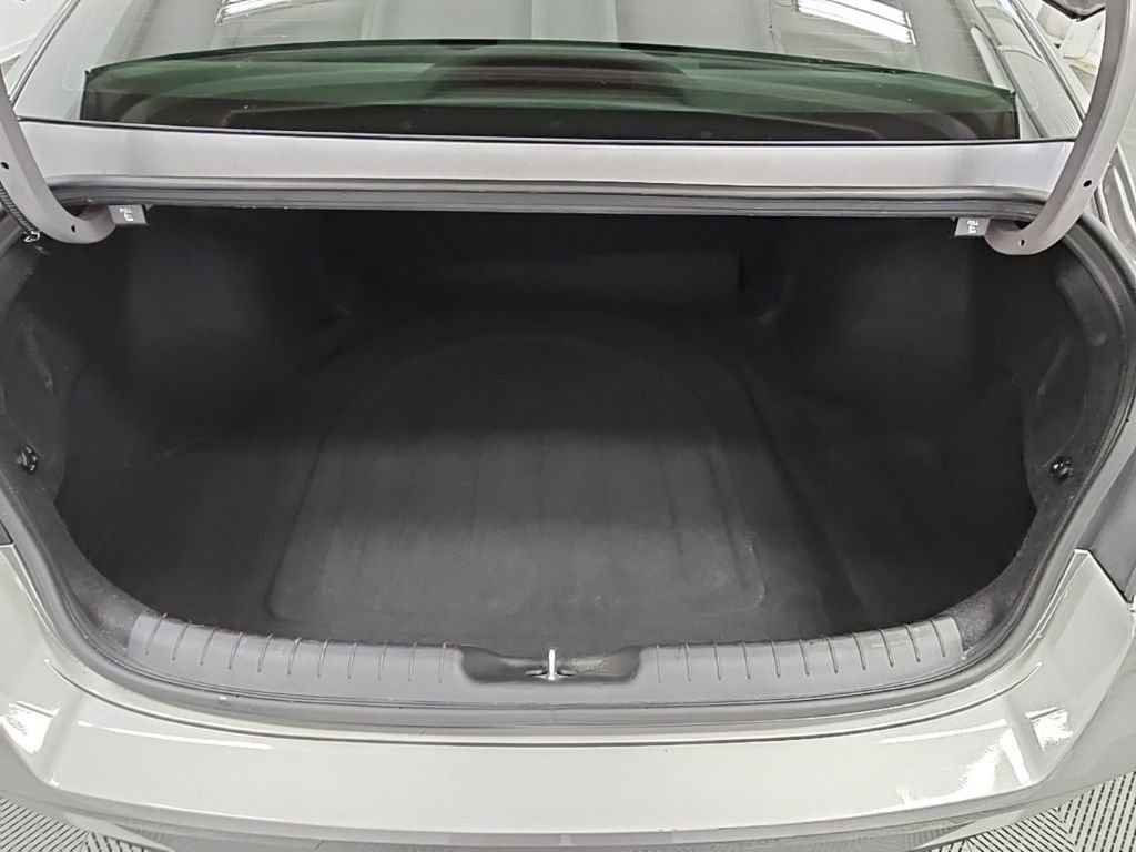 Used 2023 Hyundai Elantra SEL w/ Convenience Package FWD image 30