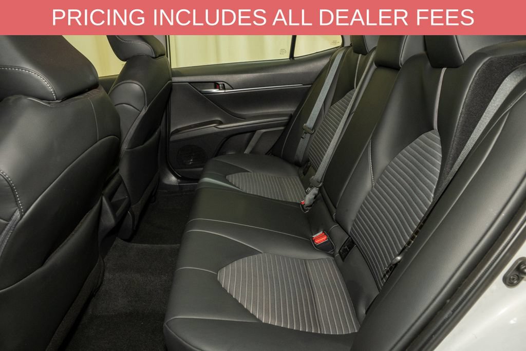 Used 2024 Toyota Camry SE FWD image 7
