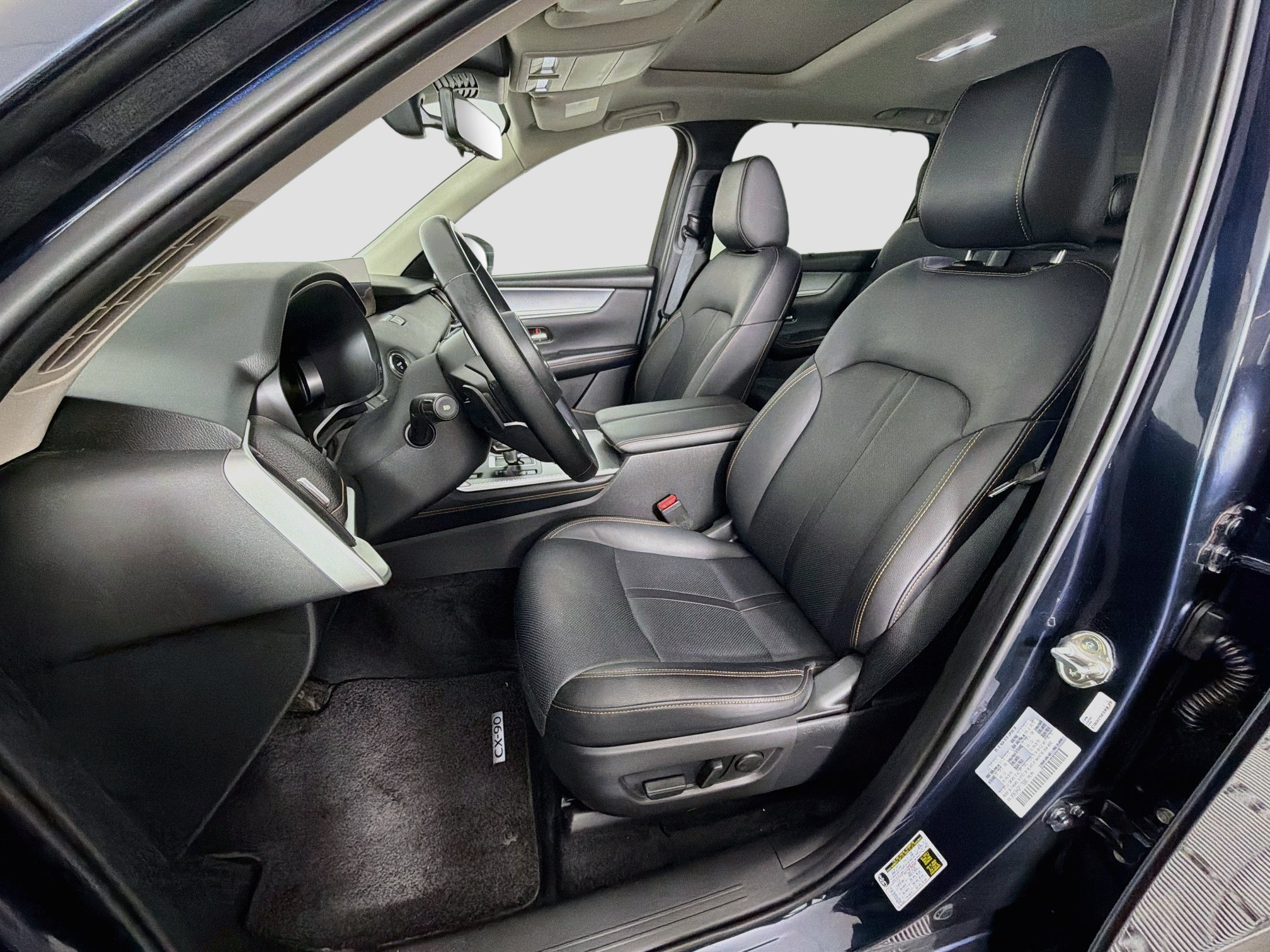 Used 2024 MAZDA CX-90 Plug-In Hybrid w/ Preferred AWD/4WD image 13