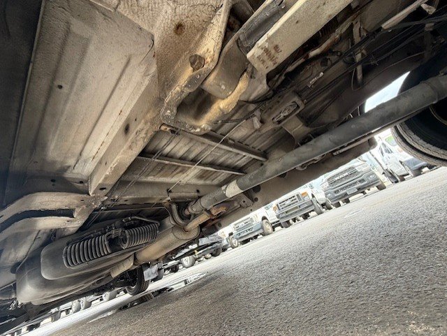 Used 2004 Dodge Sprinter 3500 RWD image 21