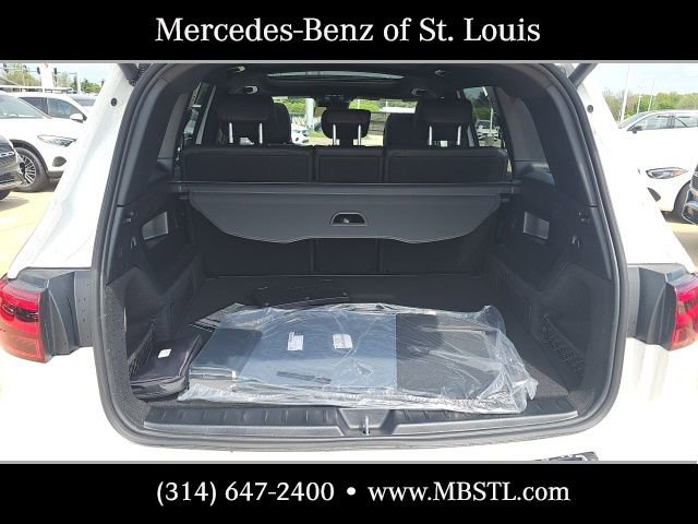 New 2026 Mercedes-Benz GLB 250 4MATIC image 8