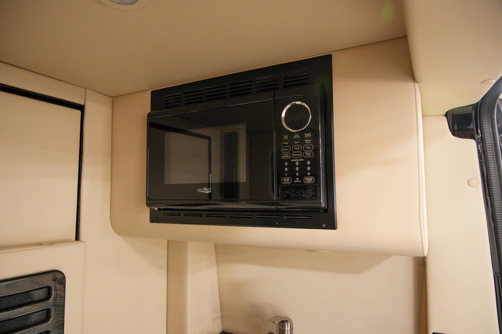 Used 2020 Mercedes-Benz Sprinter 3500 image 19