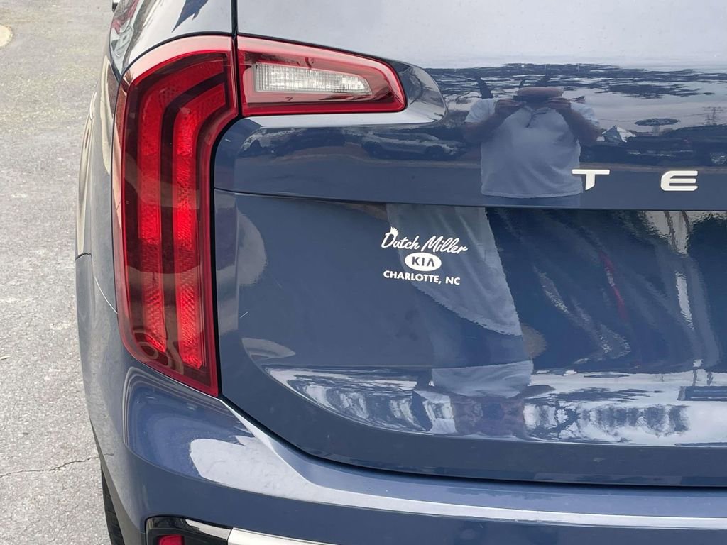 Certified 2023 Kia Telluride S image 12