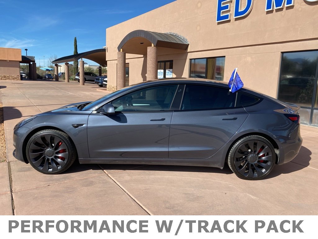 Used 2022 Tesla Model 3 Performance image 5