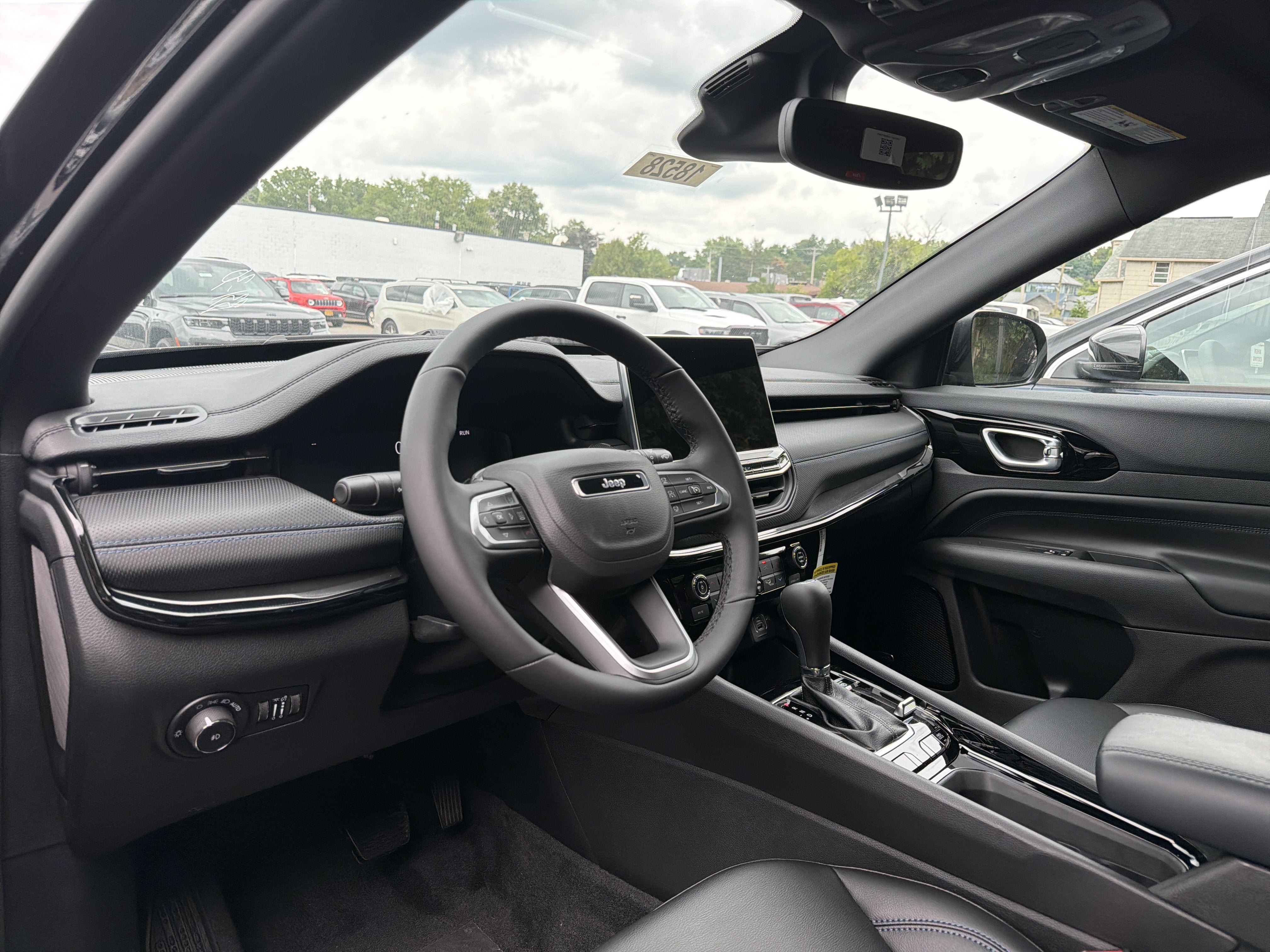 New 2026 Jeep Compass Limited w/ Sun, Sound & Navigation Group AWD/4WD image 9