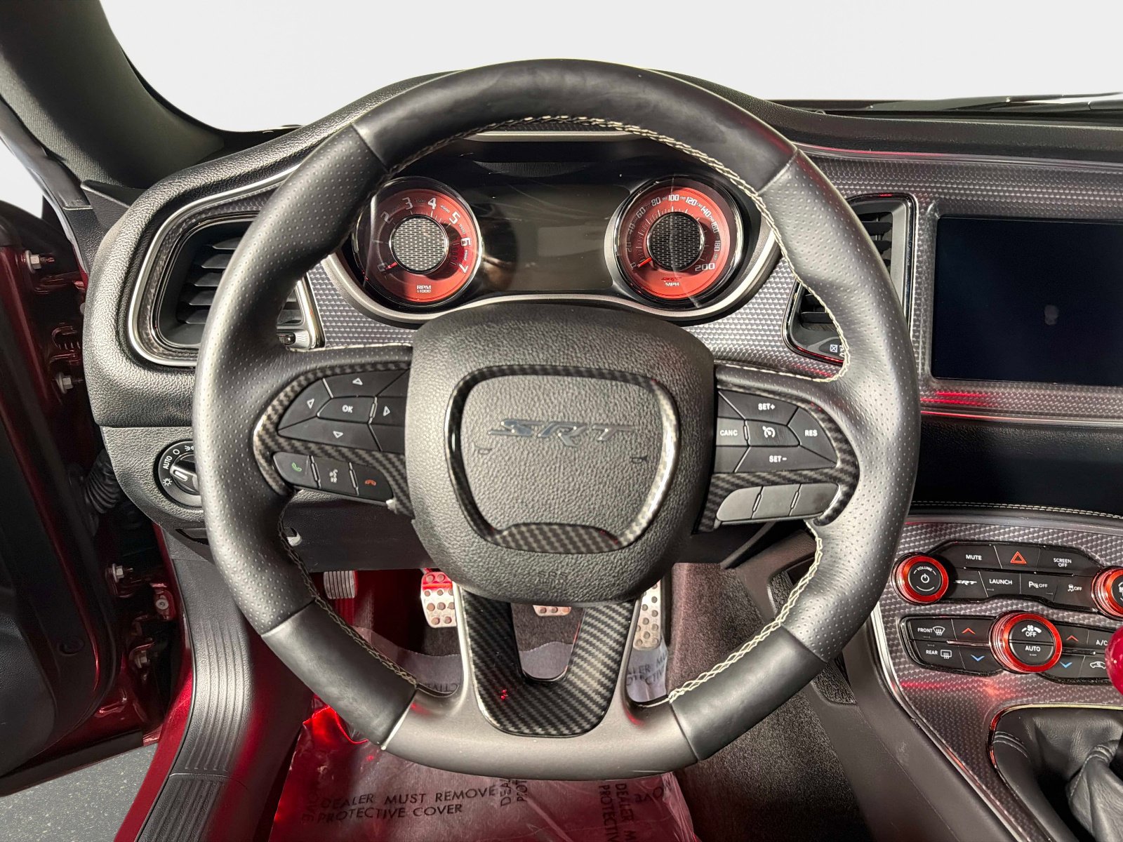Used 2018 Dodge Challenger SRT Hellcat RWD image 32