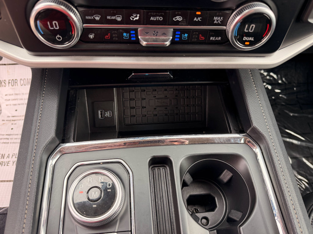 Used 2024 Ford Expedition XLT RWD image 28
