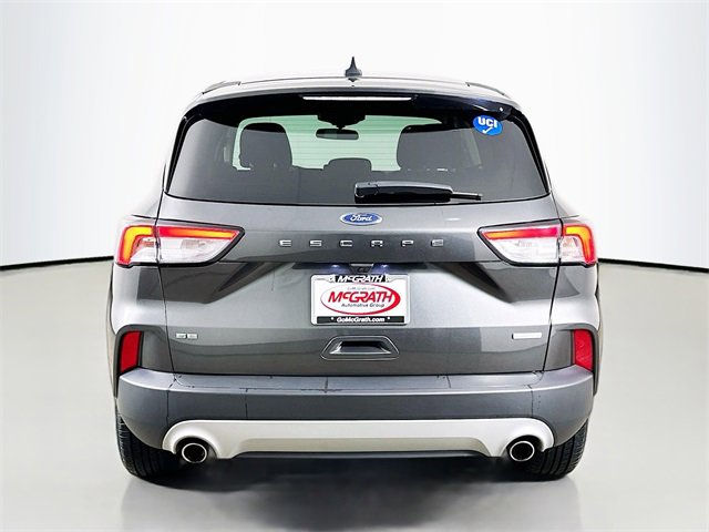 Used 2020 Ford Escape SE image 14