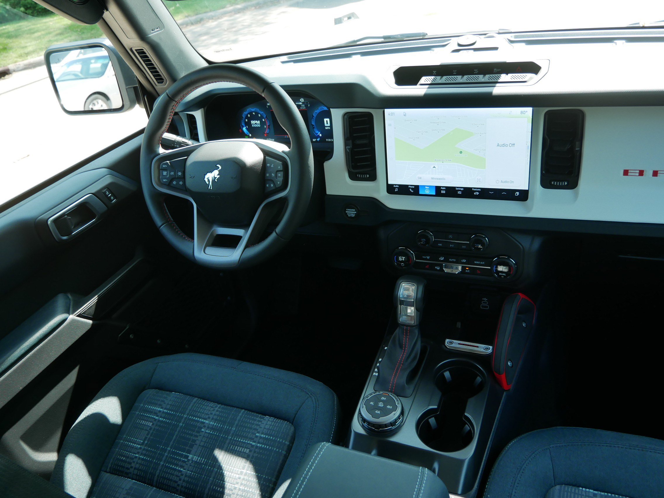 Used 2026 Ford Bronco Heritage Edition AWD/4WD image 9