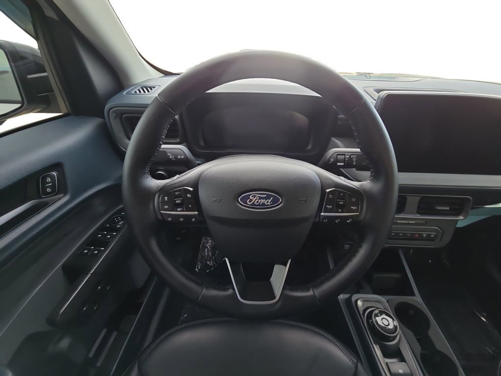 Used 2025 Ford Maverick Lariat w/ Black Appearance Package image 14