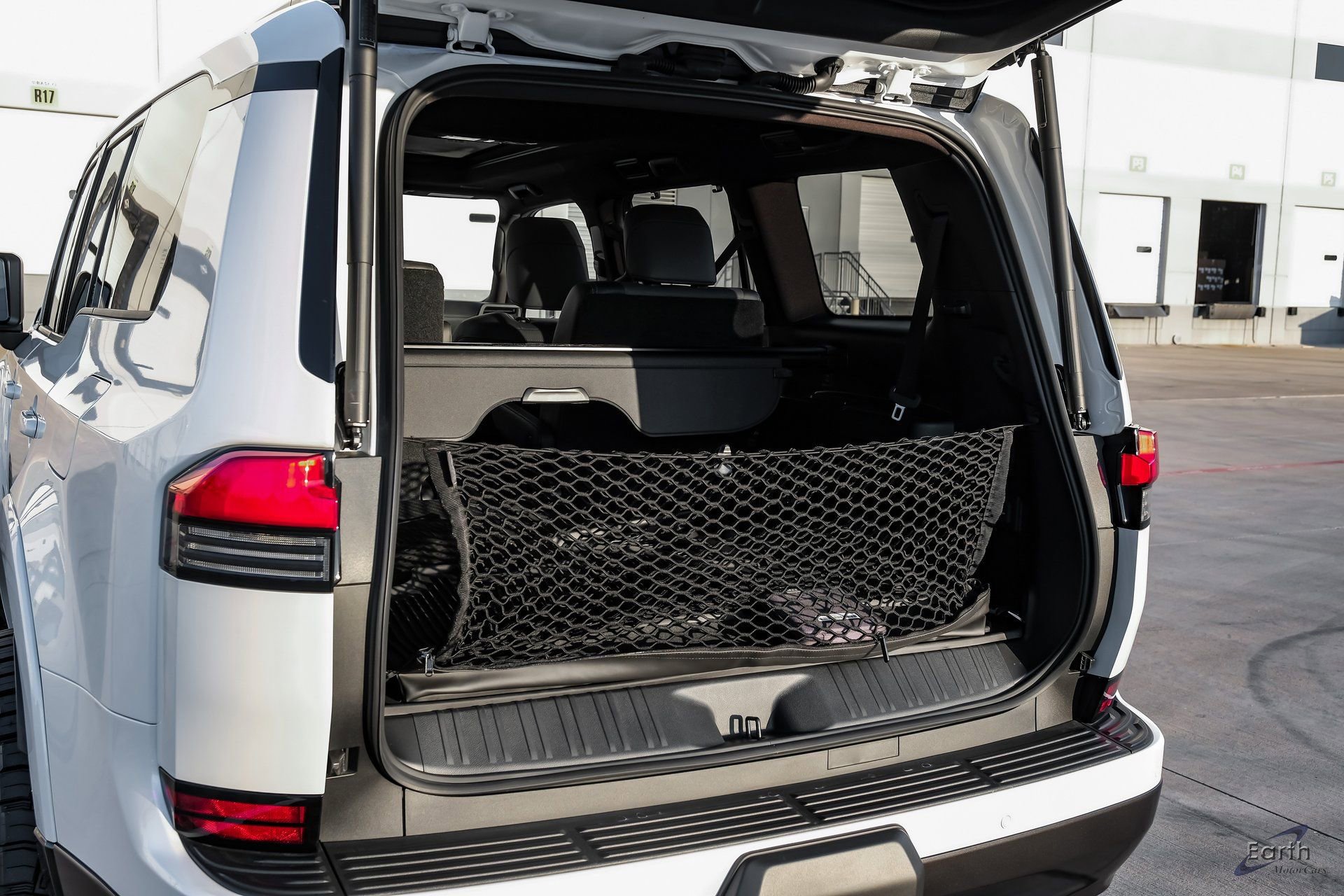 Used 2025 Lexus GX 550 550 Luxury+ HUD Vossen Wheels w/ Accessory Package (2T) image 75