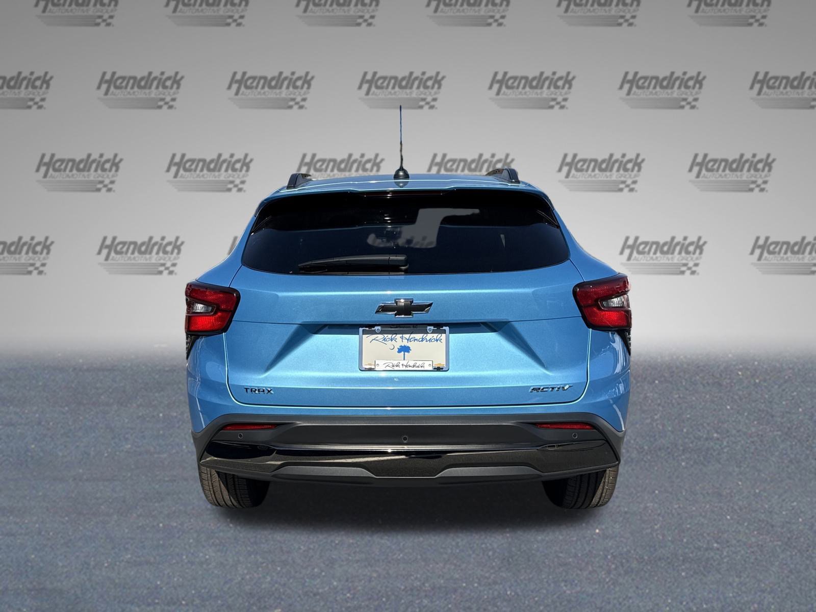 Certified 2025 Chevrolet Trax ACTIV w/ Driver Confidence Package image 9