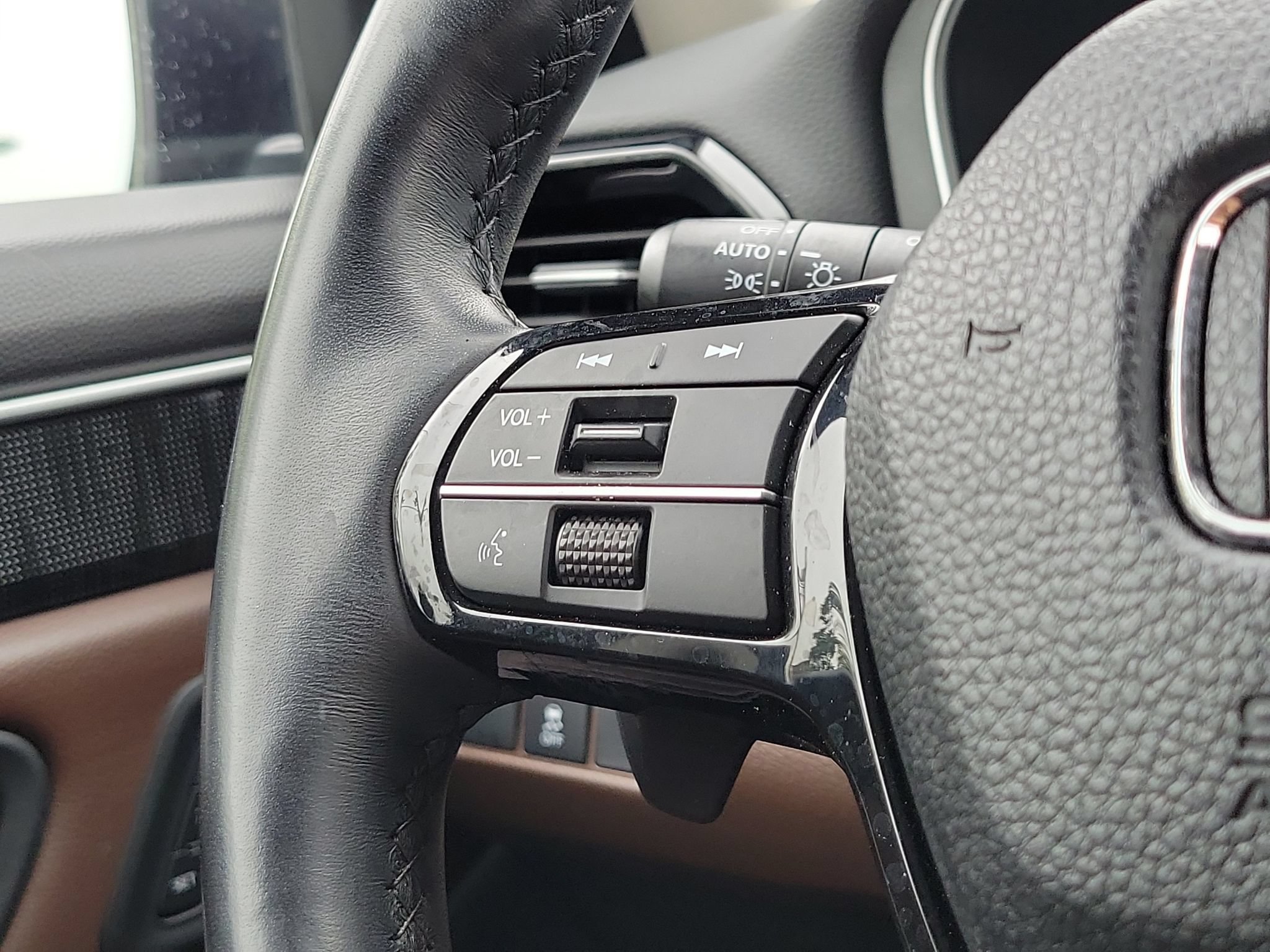 Certified 2023 Honda Pilot Elite image 10
