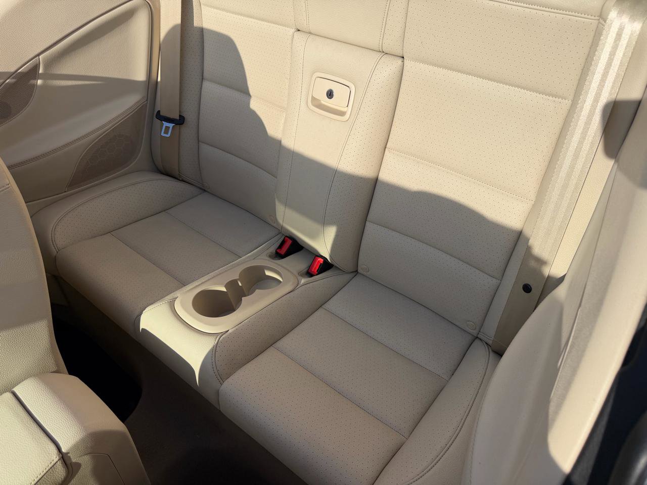 Used 2016 Volkswagen Eos Komfort image 12