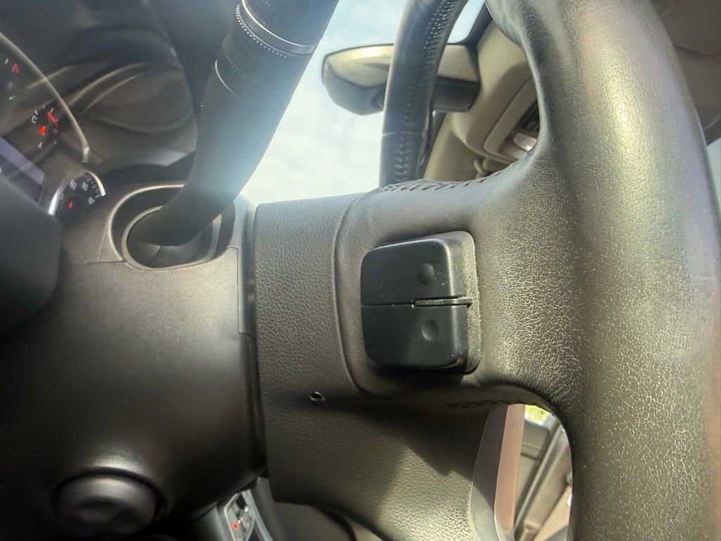 Used 2022 GMC Acadia SLT w/ Elevation Edition AWD/4WD image 14