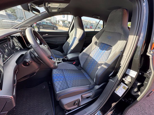 New 2026 Volkswagen Golf w/ Euro Style Package AWD/4WD image 31