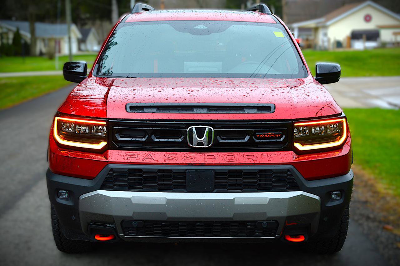 Used 2026 Honda Passport TrailSport image 2