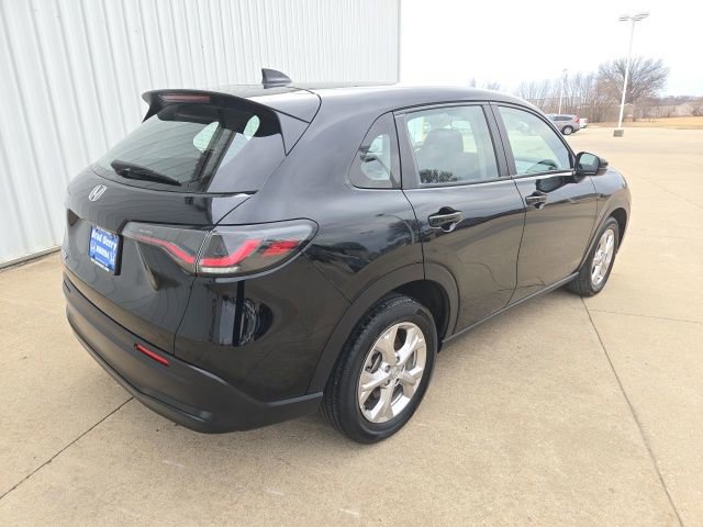 Used 2025 Honda HR-V LX image 6
