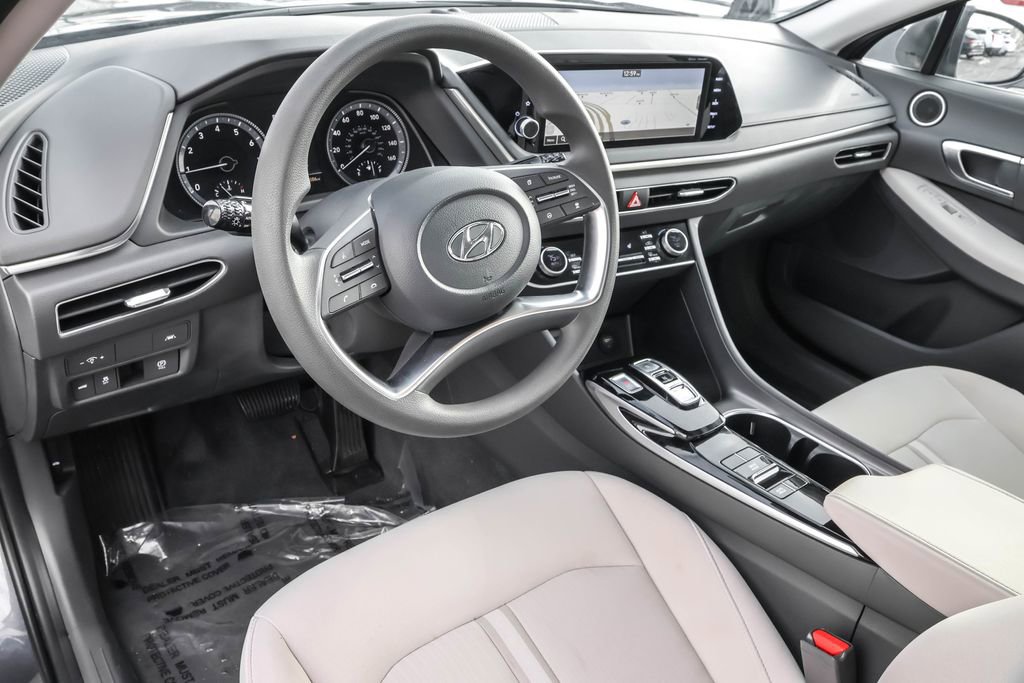Used 2023 Hyundai Sonata SEL w/ Preferred Accessory Package image 5