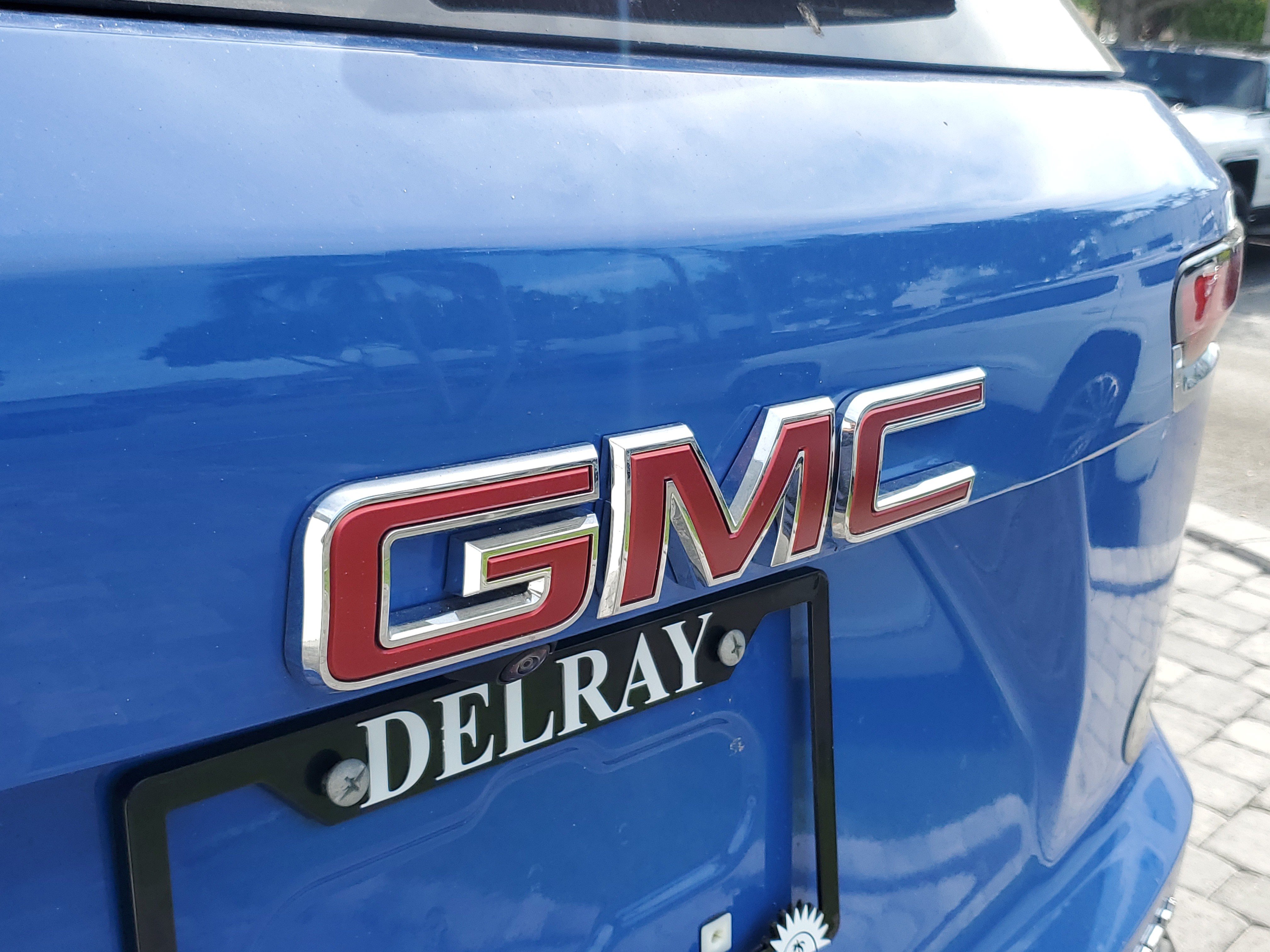 New 2026 GMC Terrain Elevation w/ Elevation Premium Package FWD image 8