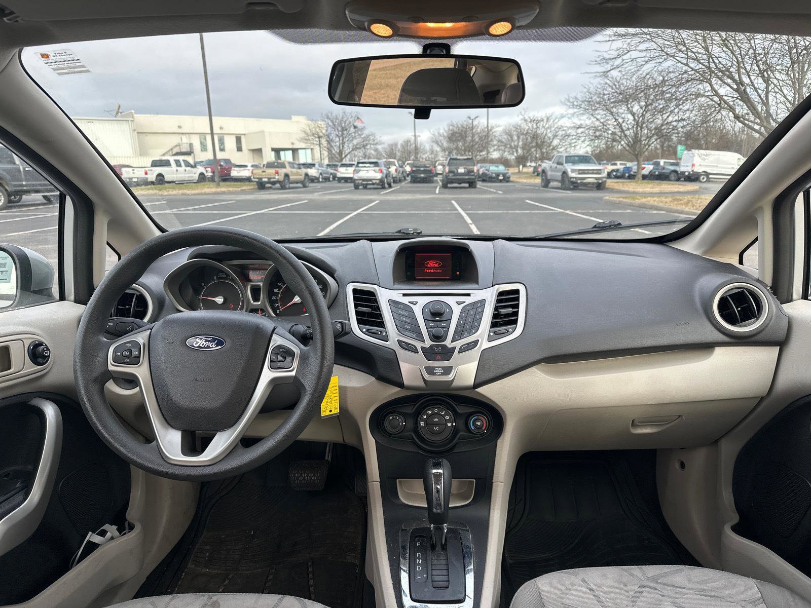 Used 2012 Ford Fiesta SE image 16