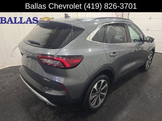 Used 2024 Ford Escape Platinum AWD/4WD image 4