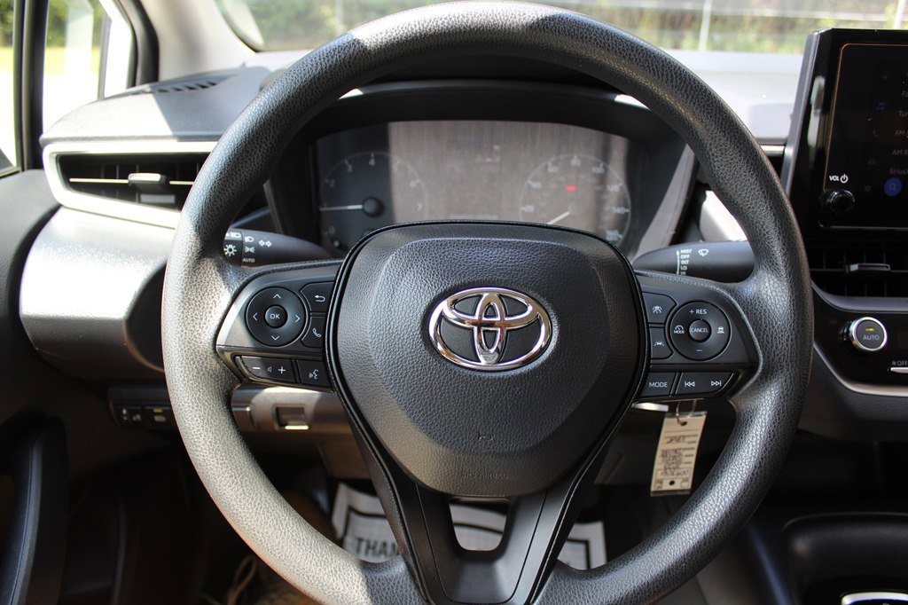 Used 2023 Toyota Corolla LE image 33