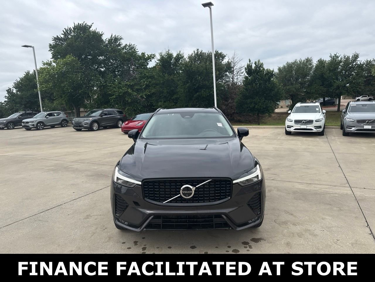 Certified 2025 Volvo XC60 B5 Plus AWD/4WD video 2