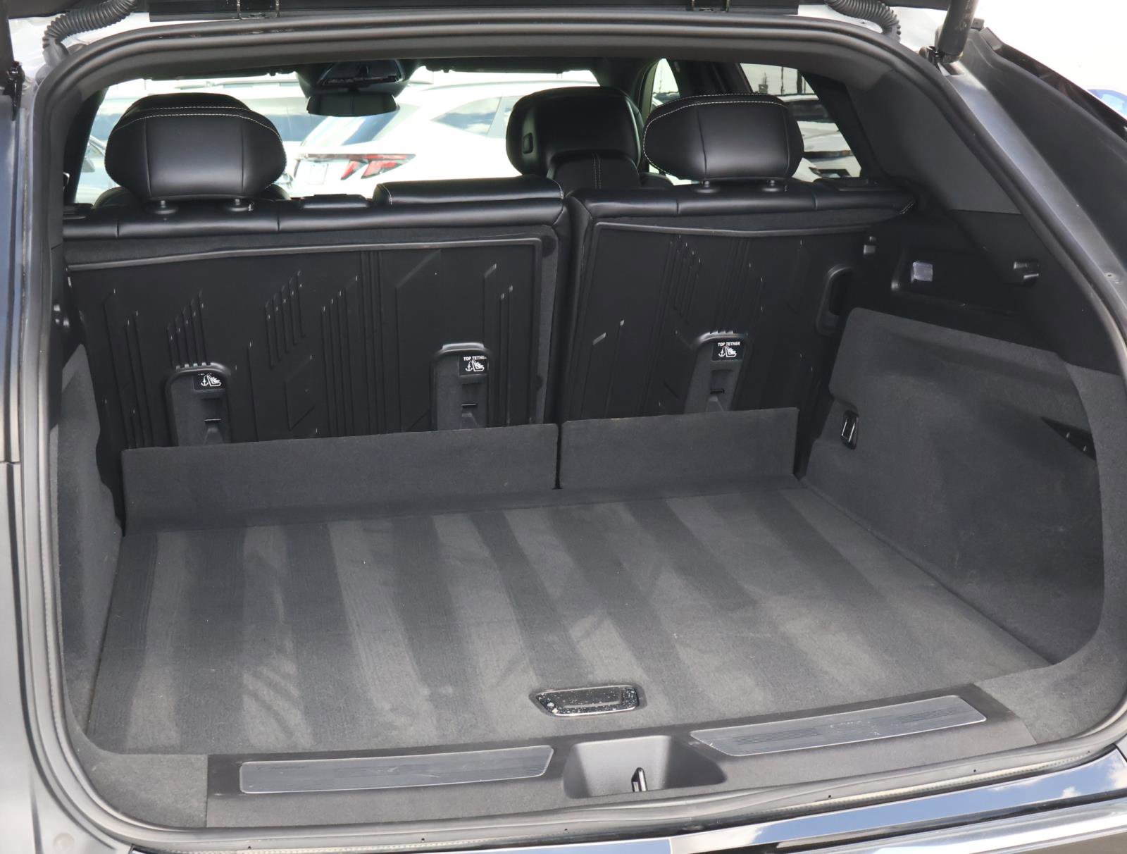 Used 2025 Cadillac Lyriq Luxury w/ LPO, Floor Liner Package RWD image 26