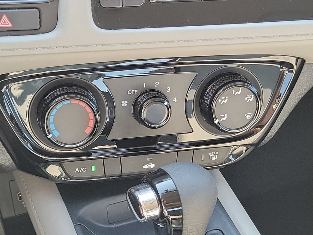 Used 2021 Honda HR-V LX image 26