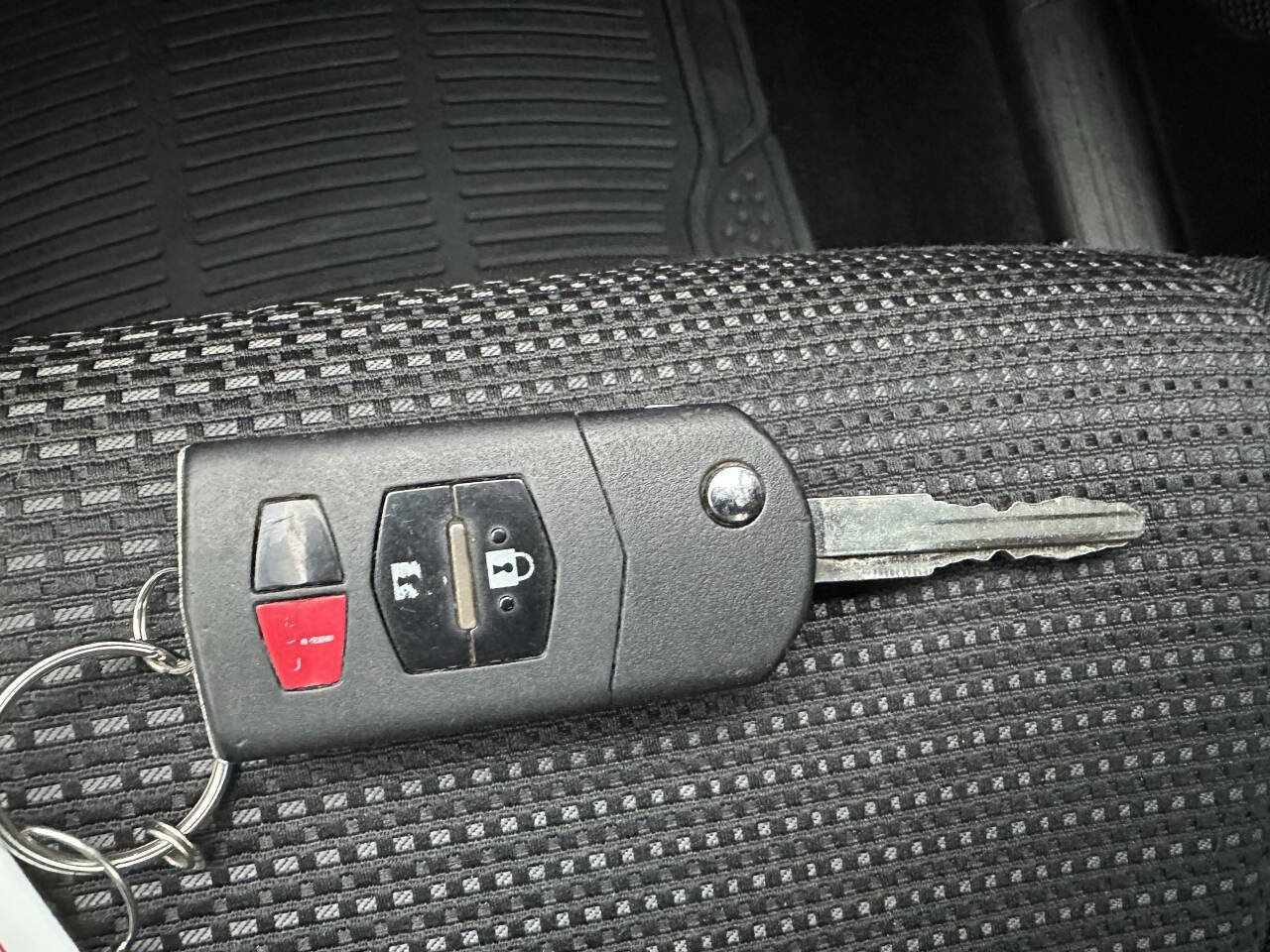 Used 2012 MAZDA MAZDA3 i Touring image 38