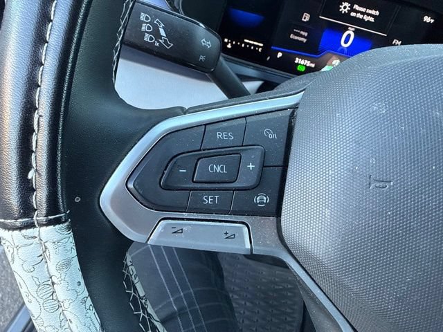 Used 2022 Volkswagen Taos SE FWD image 11