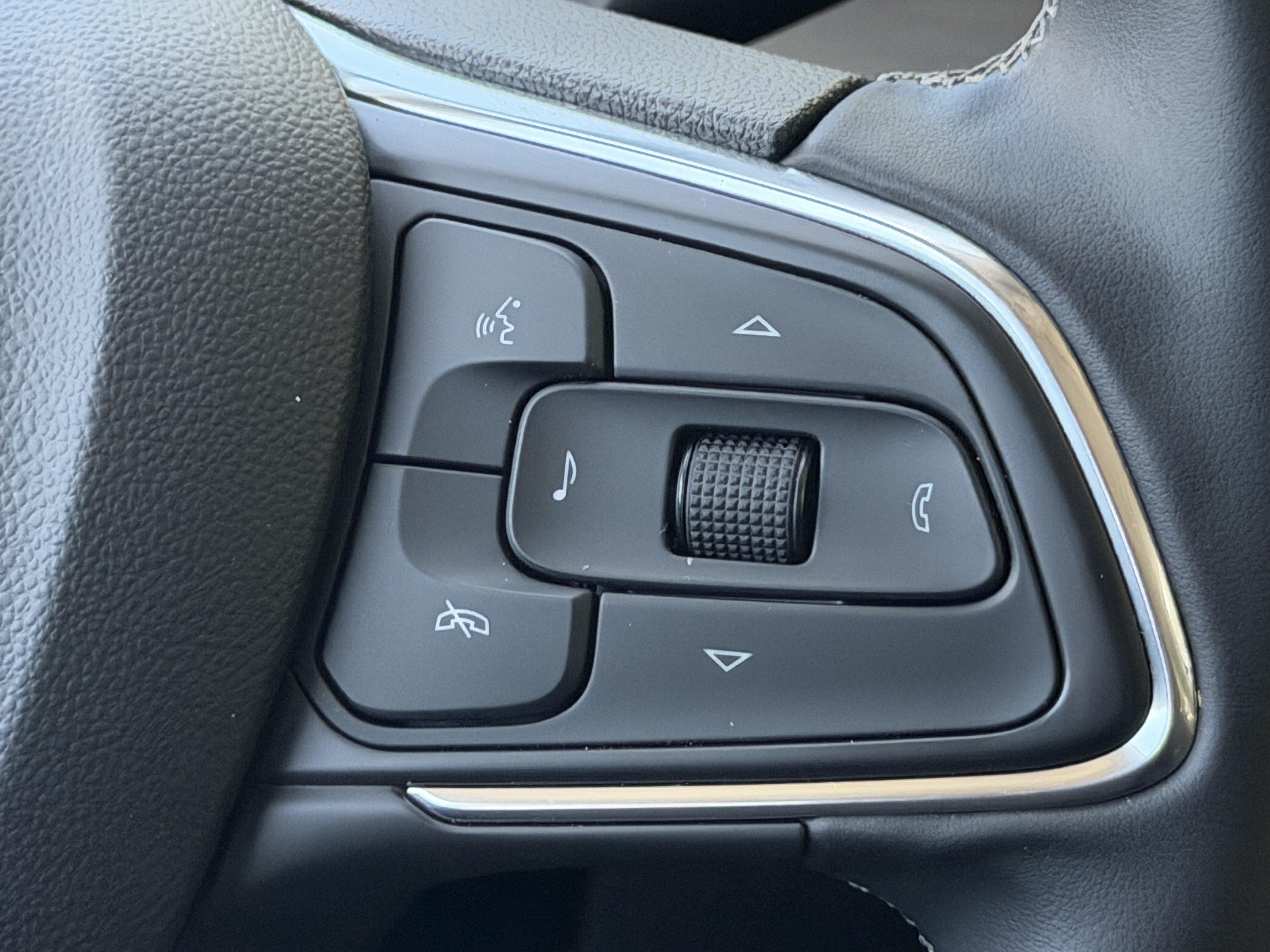 Used 2024 Buick Encore GX Preferred FWD image 29