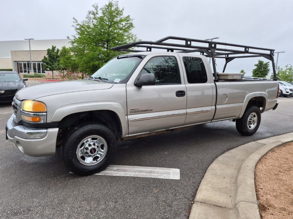 Used 2004 GMC Sierra 2500 SLE w/ Heavy-Duty Power Package image 4