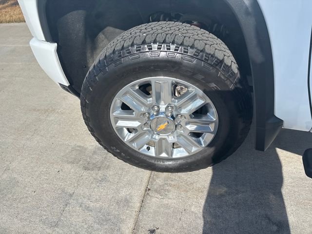 Certified 2024 Chevrolet Silverado 3500 High Country w/ Technology Package image 28