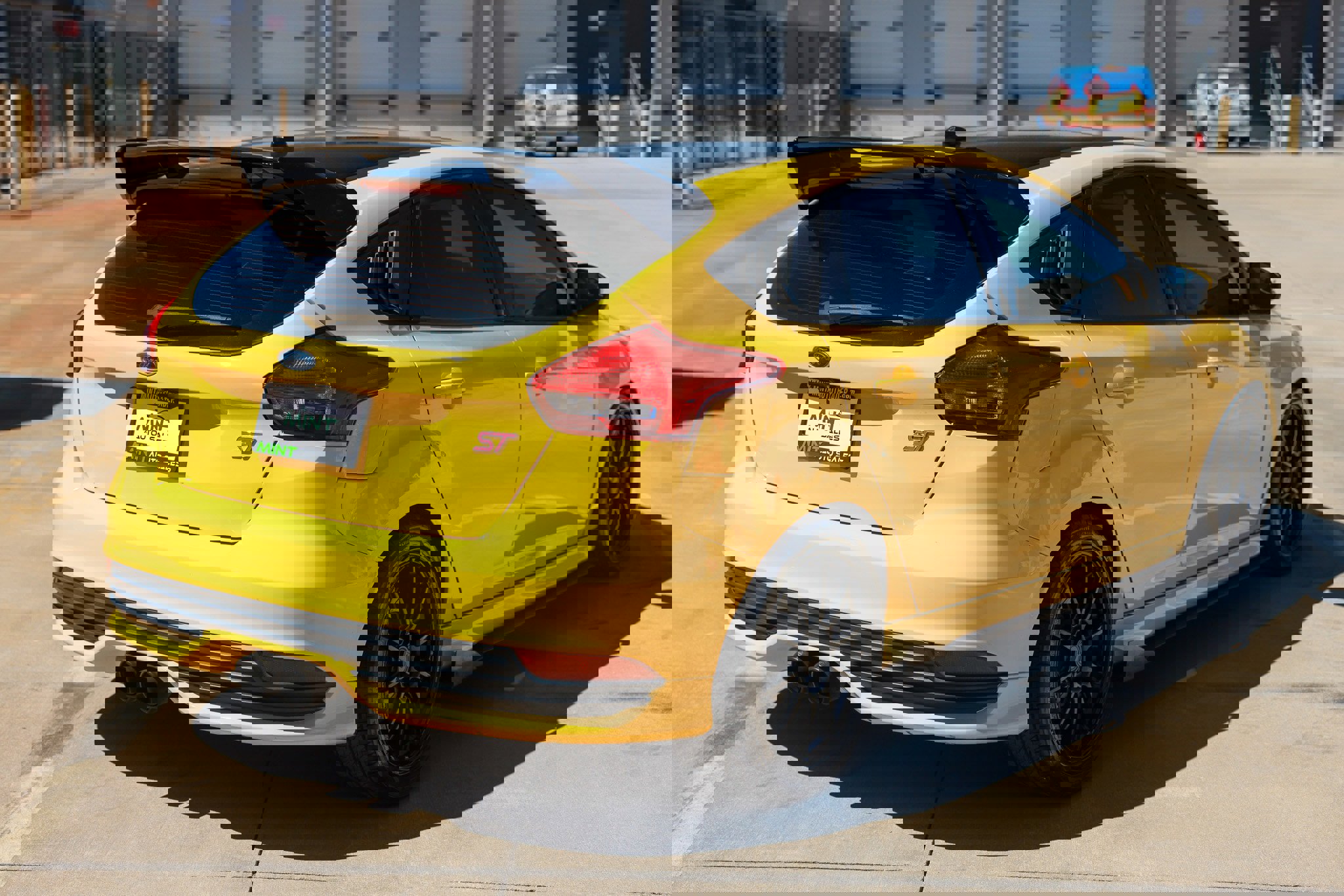 Used 2017 Ford Focus ST w/ Equipment Group 401A image 16