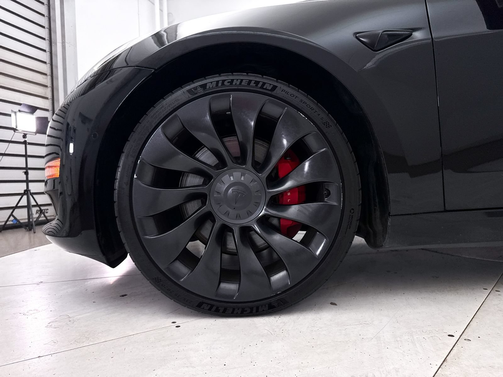 Used 2022 Tesla Model 3 Performance AWD/4WD image 15