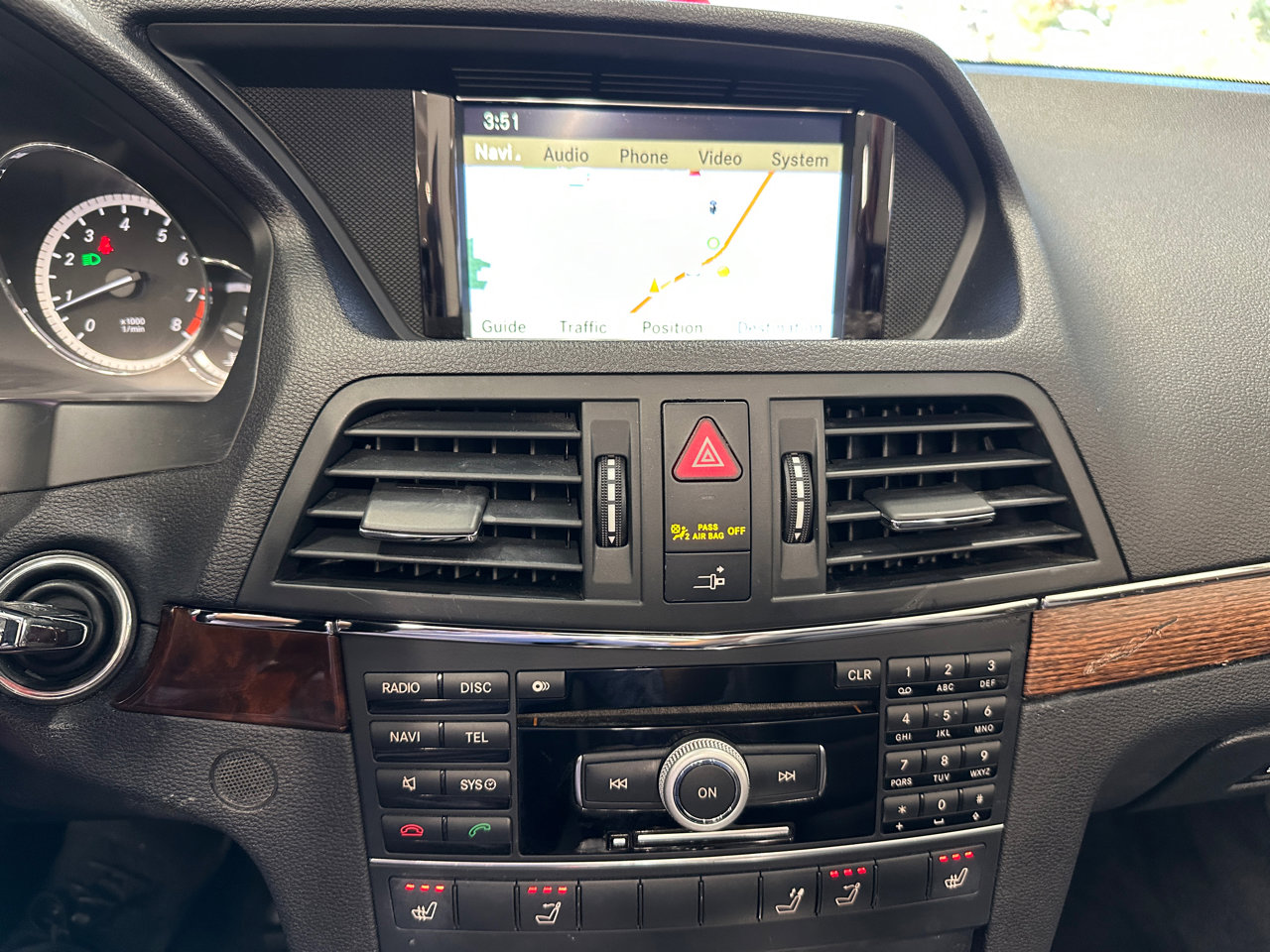 Used 2011 Mercedes-Benz E 350 Cabriolet image 40