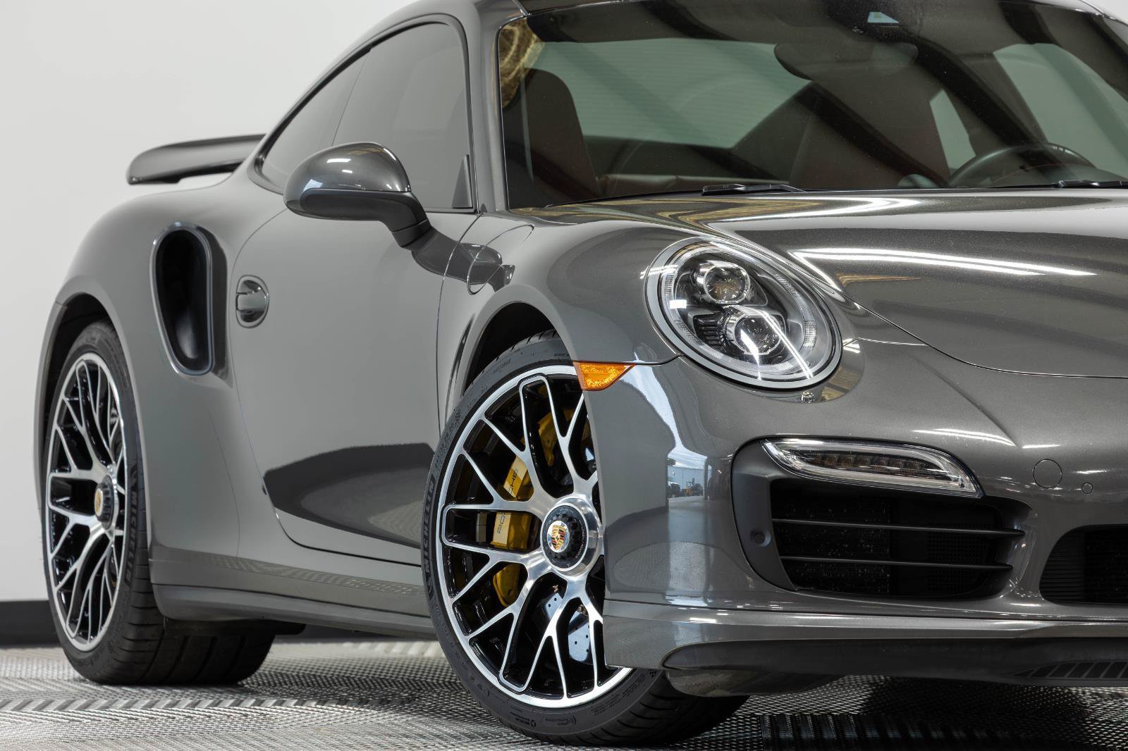 Used 2015 Porsche 911 Turbo S AWD/4WD image 2