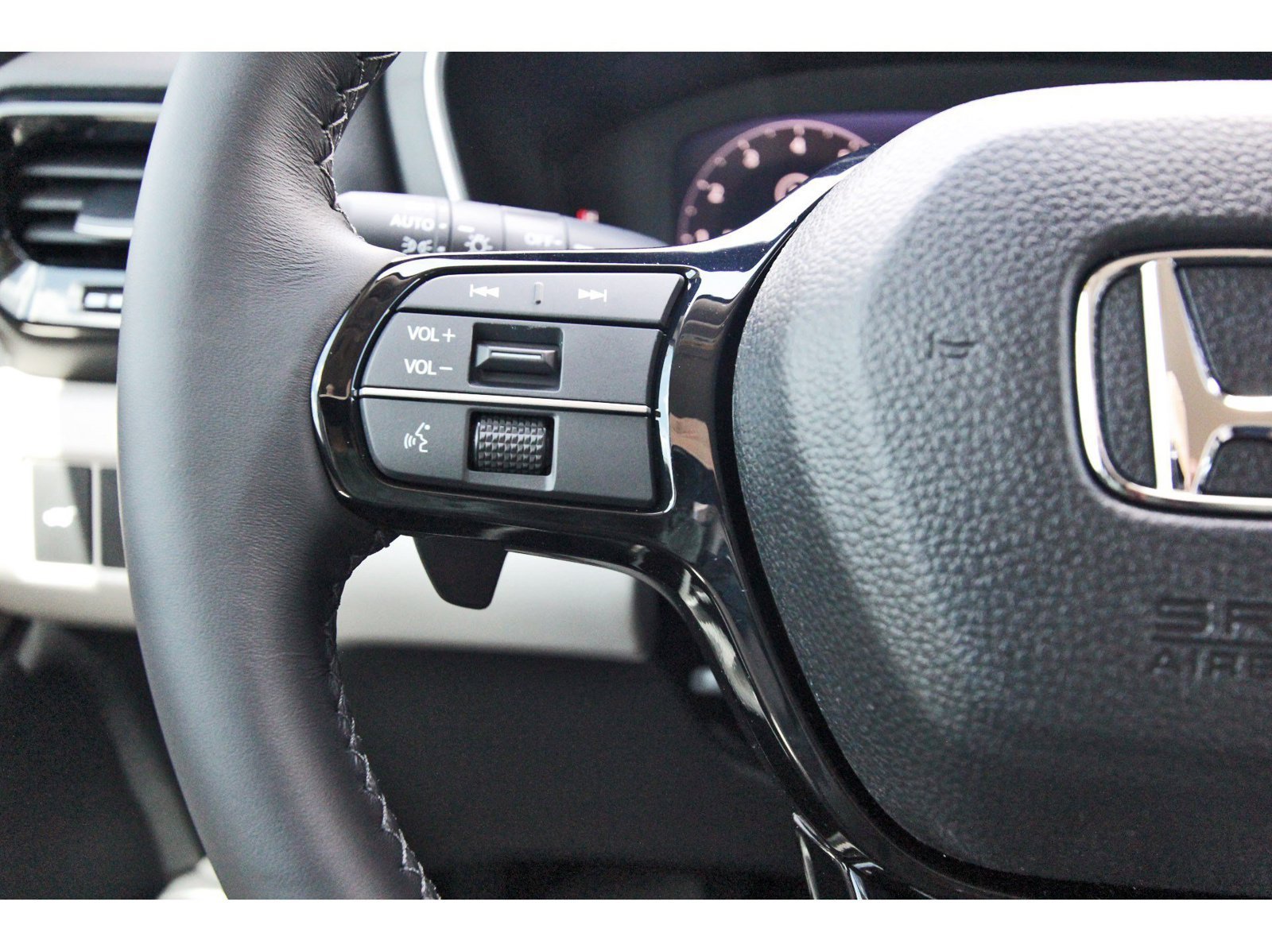 New 2026 Honda Pilot EX-L image 17