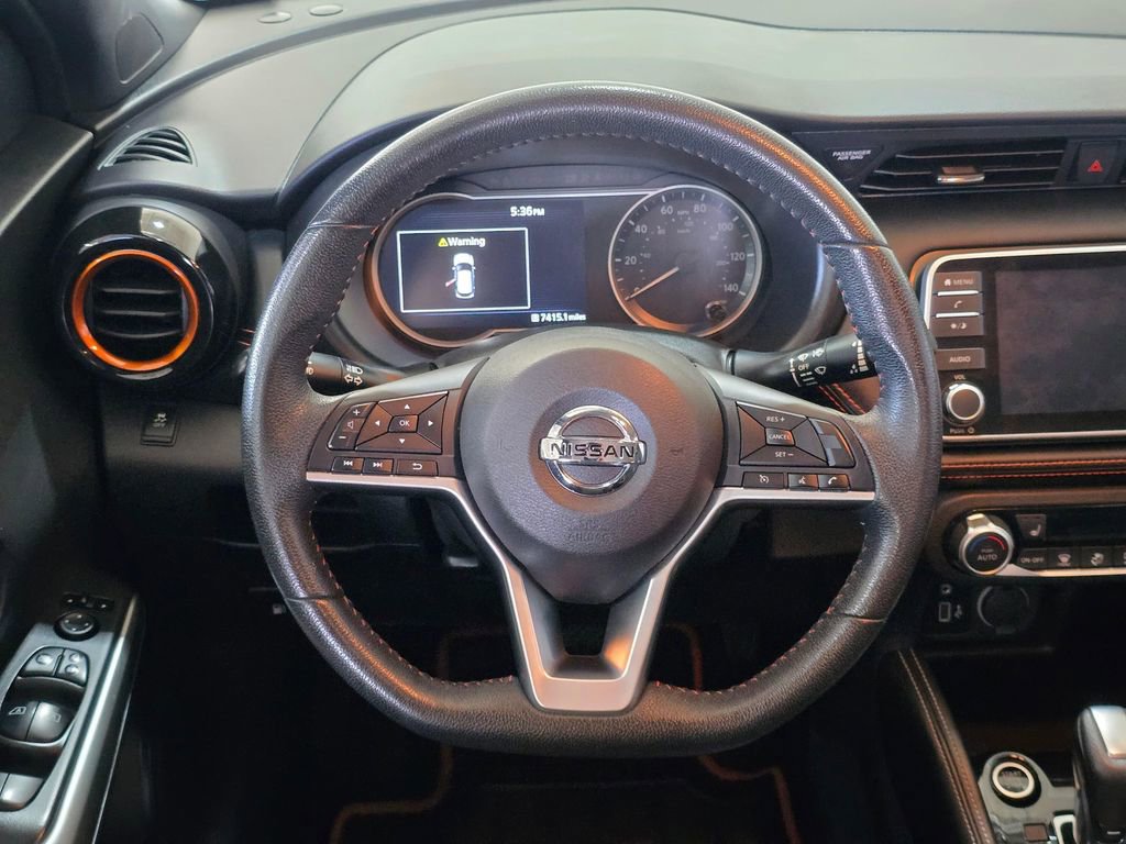 Used 2018 Nissan Kicks SR w/ Premium Package image 10