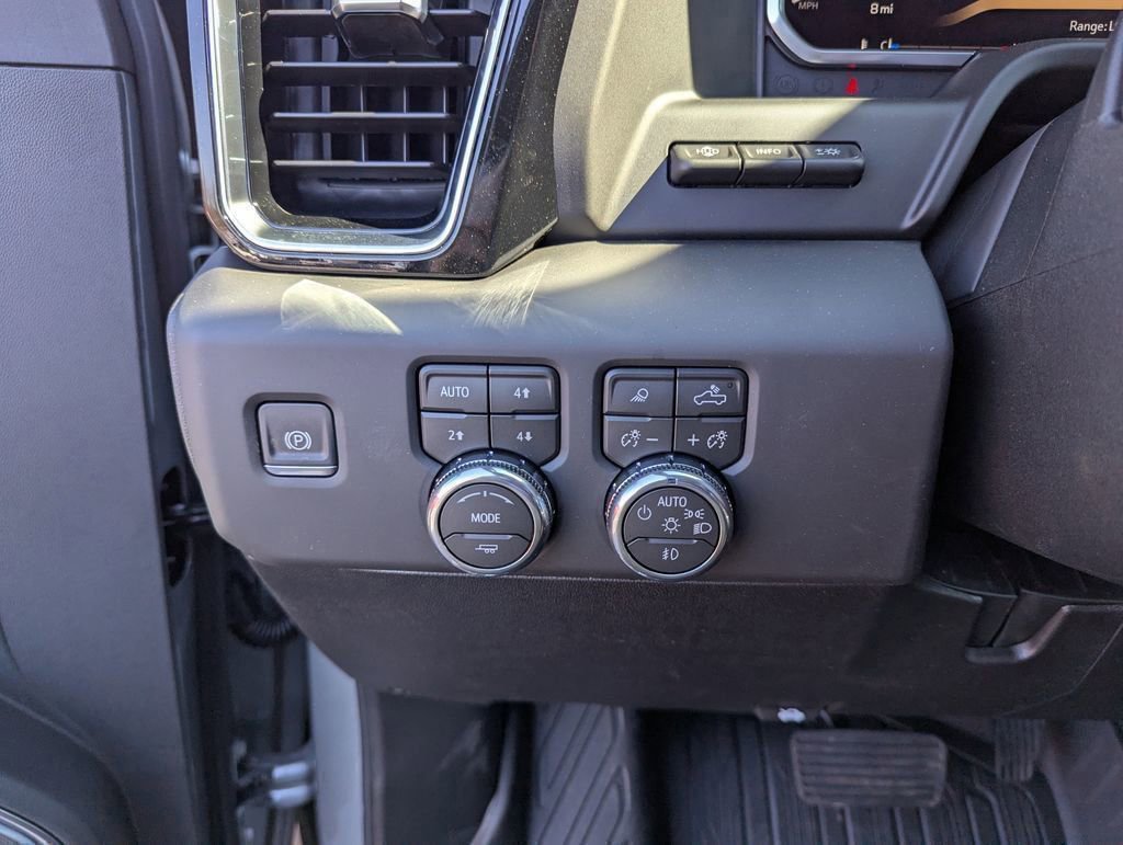 New 2026 GMC Sierra 2500 Denali Ultimate image 15