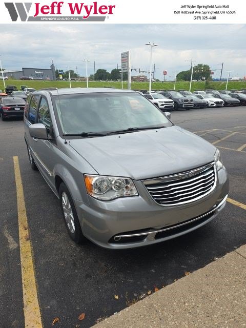 Used 2015 Chrysler Town & Country Touring