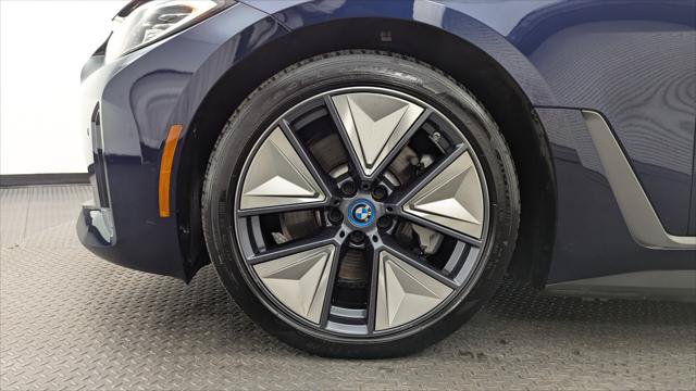 Used 2023 BMW i4 eDrive40 RWD image 31