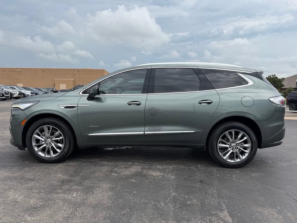 Used 2023 Buick Enclave Avenir w/ Avenir Technology Package FWD image 12