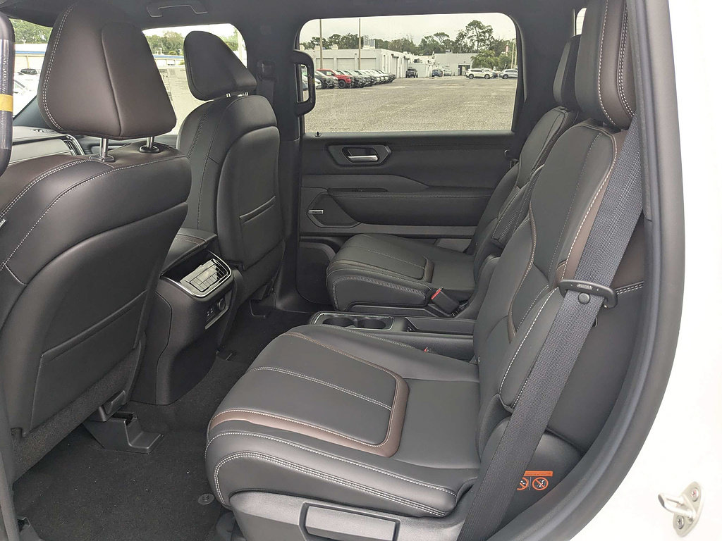 New 2026 Nissan Armada SL w/ Captain's Chari Seat Package RWD image 16