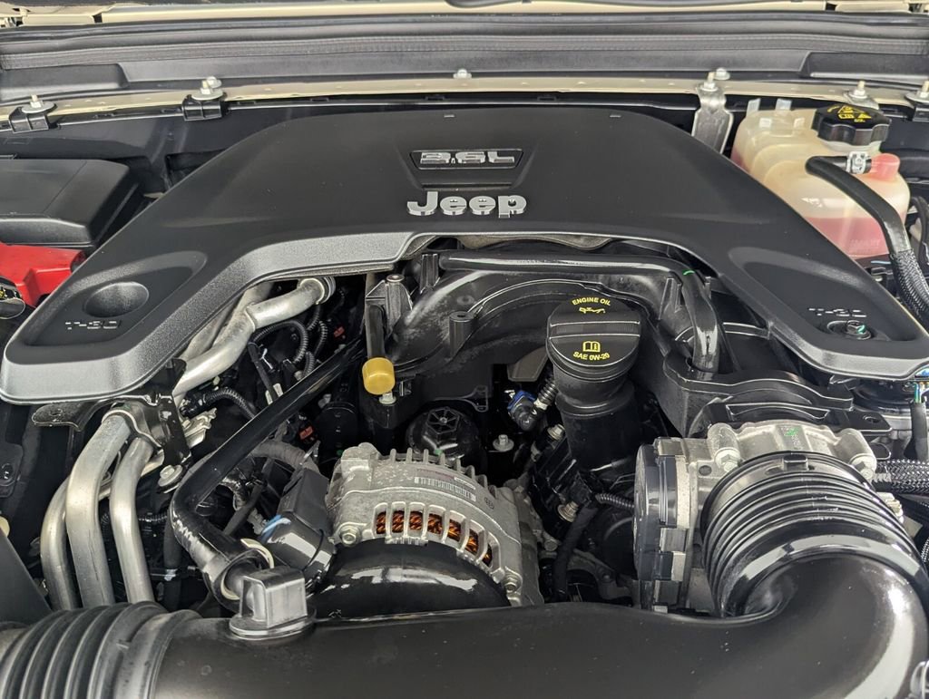 Used 2020 Jeep Gladiator Rubicon AWD/4WD image 10