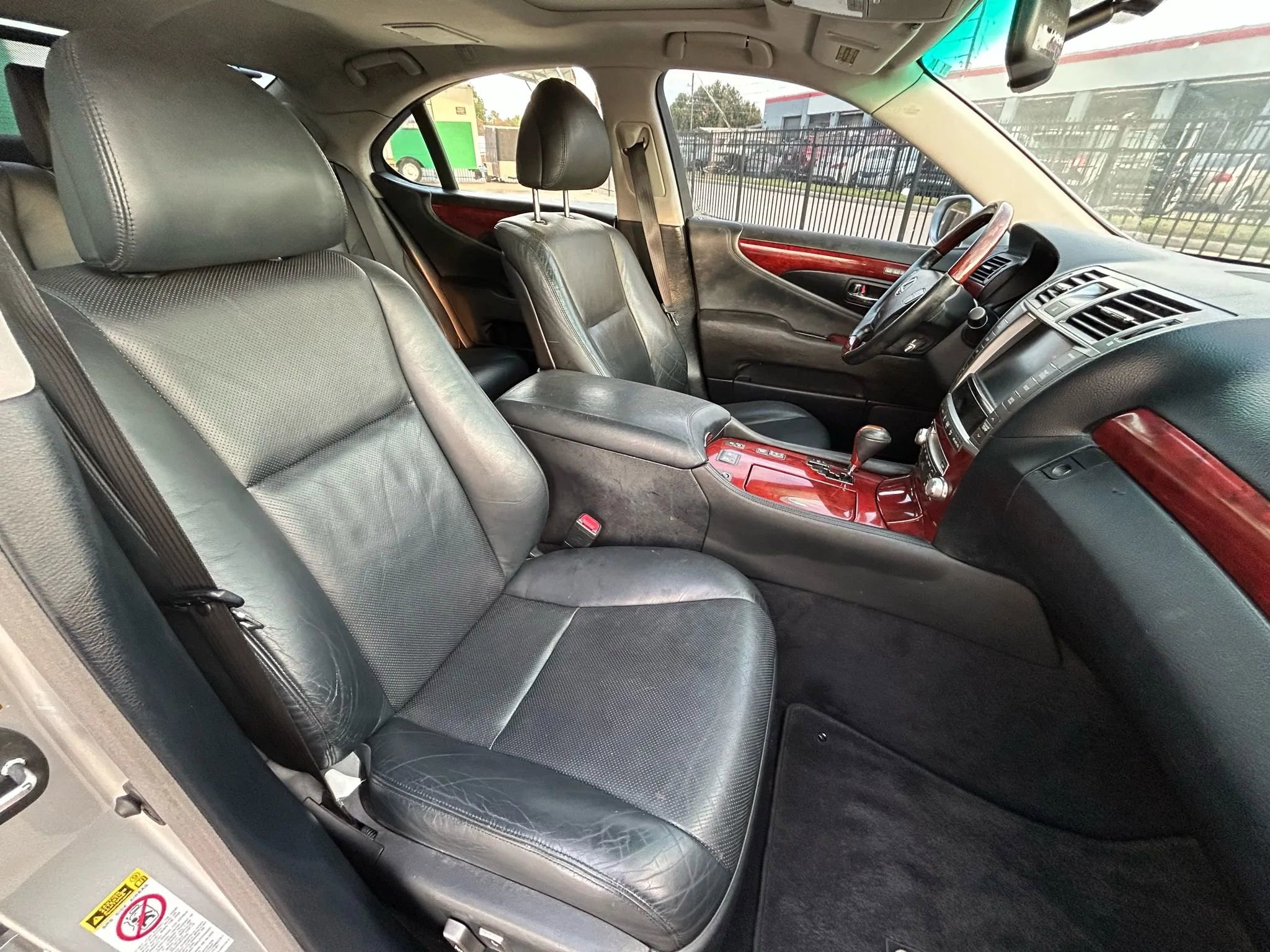 Used 2012 Lexus LS 460 w/ Luxury Value Edition image 13