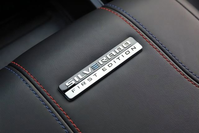 Used 2024 Chevrolet Silverado EV RST AWD/4WD image 34