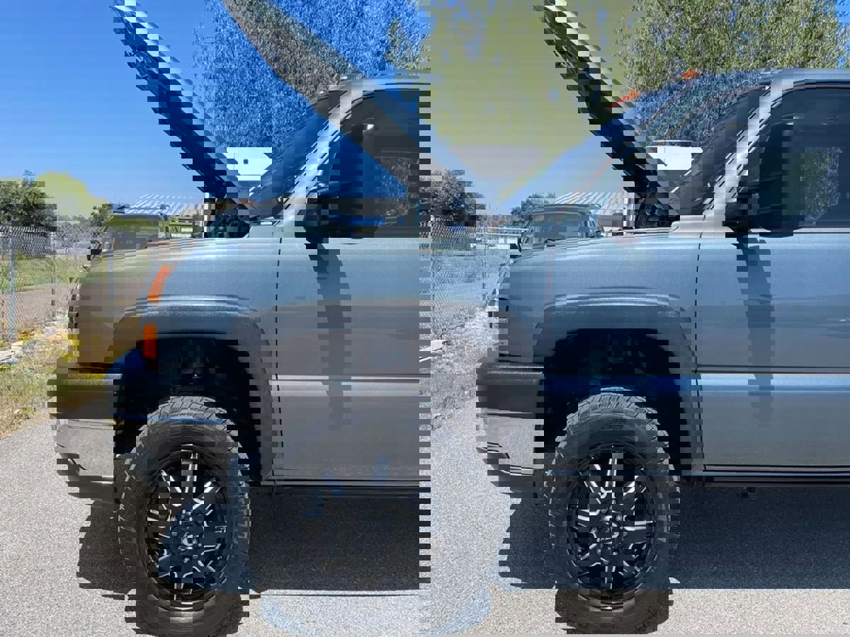 Used 2007 Chevrolet Silverado 3500 LT w/ Heavy-Duty Power Package image 42